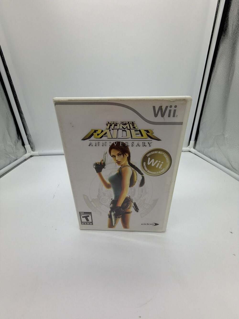 Lara Croft: Tomb Raider Anniversary (Nintendo Wii) ( tested)